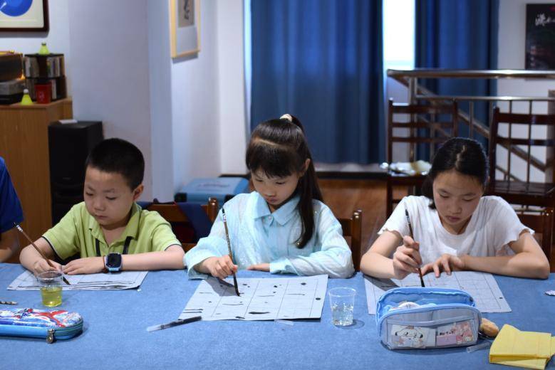 童心载墨香,墨韵促成长.docx 童心载墨香,墨韵促成长.docx